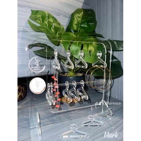 Portant Boucle d'Oreille